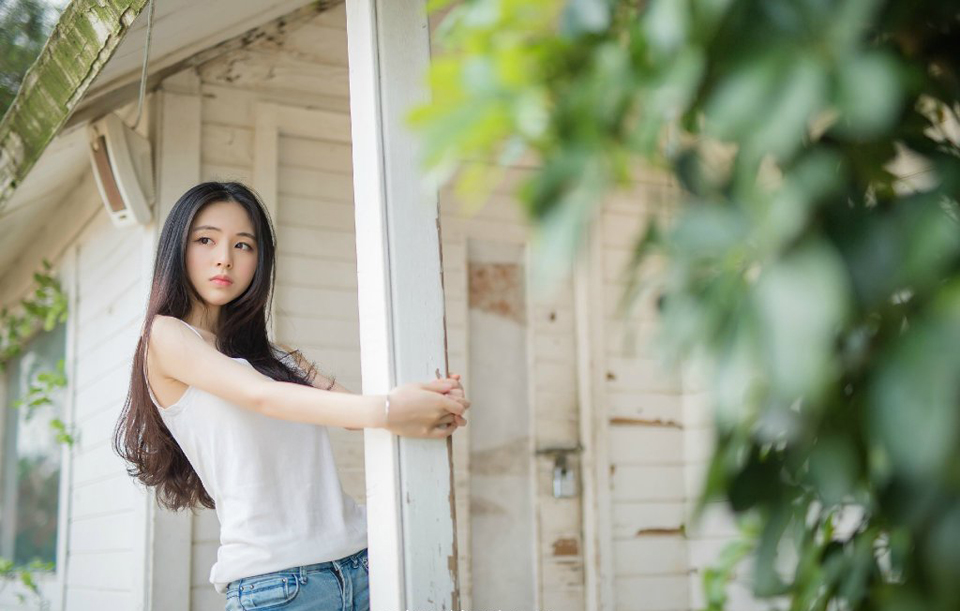 人生在世，可以没有功业，却不可以没有友情。以友情助功业则功业成；为功业找友情则友情亡。二者不可颠倒。